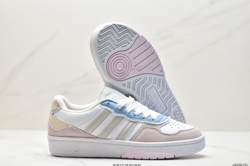 Adidas Sneakers